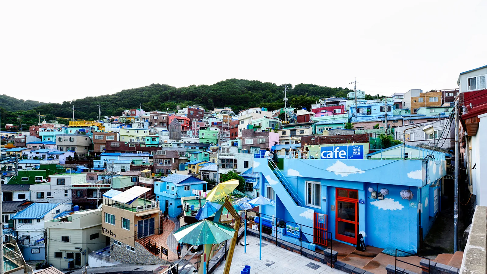 甘川文化村(韓国観光公社、トリミング・色調補正)