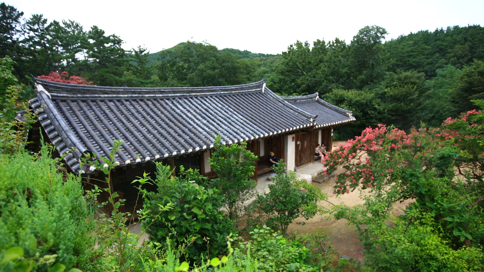경주 첨성대 및 동궁과 월지 (한국관광공사, 크롭 및 색감 보정)