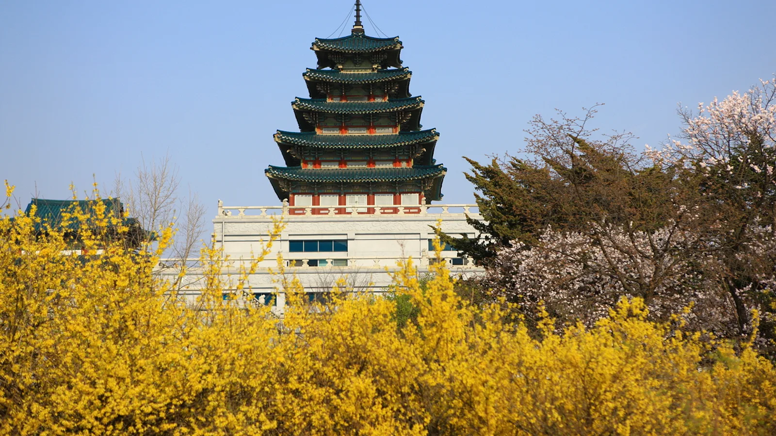 경복궁 (한국관광공사, 크롭 및 색감 보정)