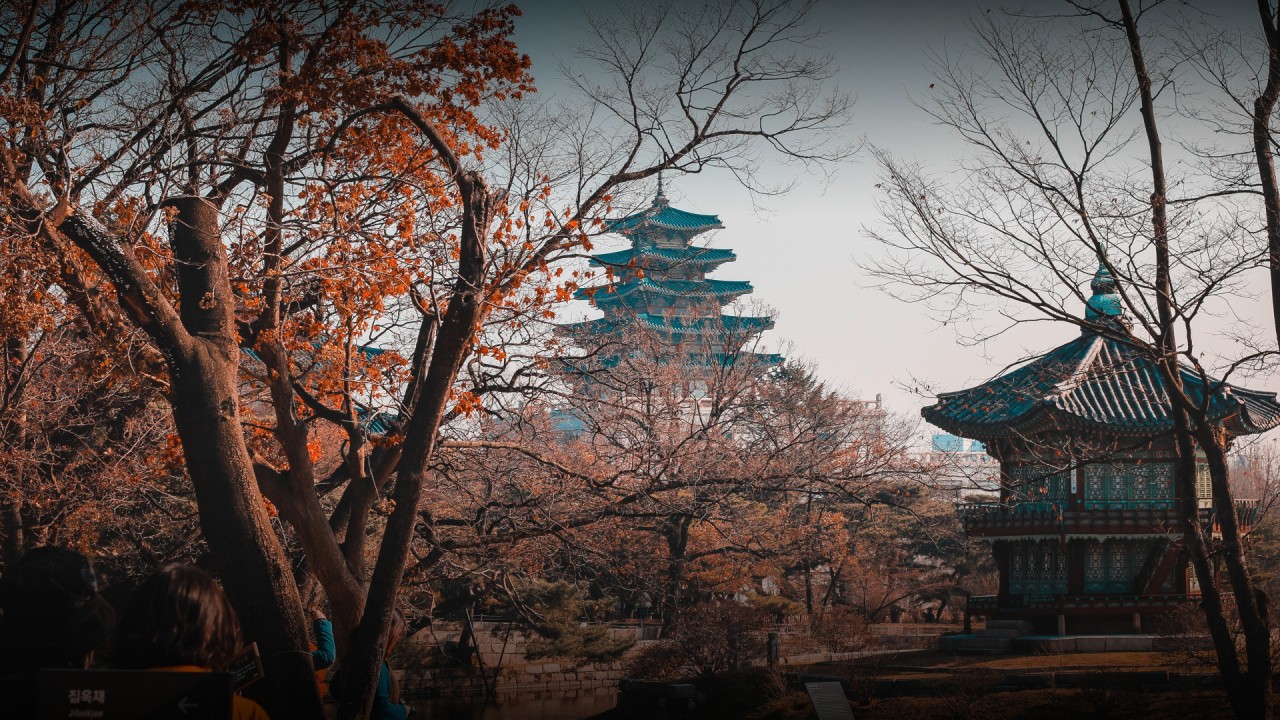 Discover the Charm and History of Bukchon Hanok Village: A Journey through Traditional Korean Architecture